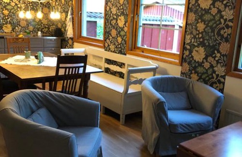 Bjalbo Bed & Breakfast | Bjälbo Gästhus B&B