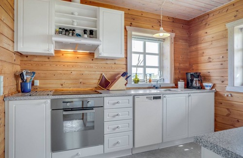 Lild Strand House | "Bjarnger" - 200m from the sea by Interhome