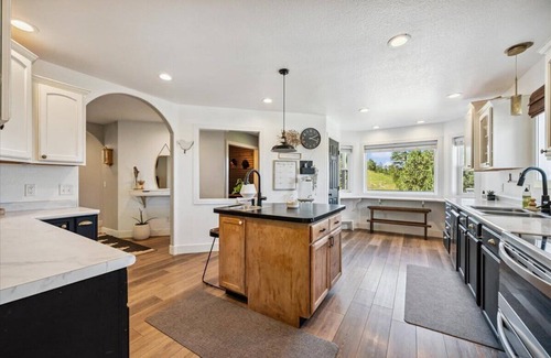 Spearfish House | Black Hills Getaway for 18! Hot Tub, Sauna, Gm Rm