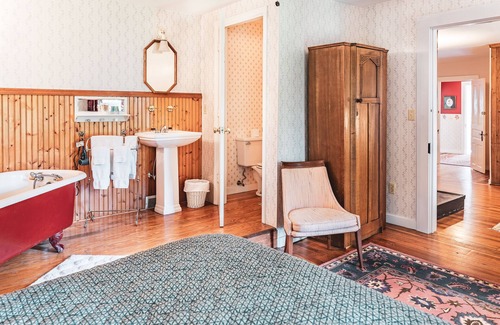Black Mountain House | Black Mountain Inn