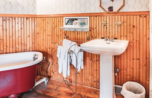 Black Mountain House | Black Mountain Inn