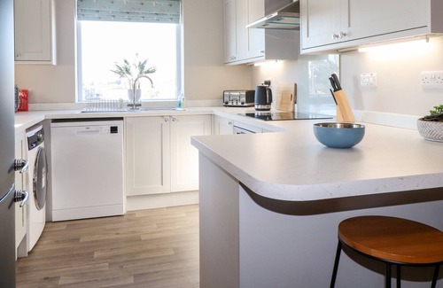 Morfa Bychan Apartment | BLACK ROCK FIRST FLOOR APARTMENT in Porthmadog