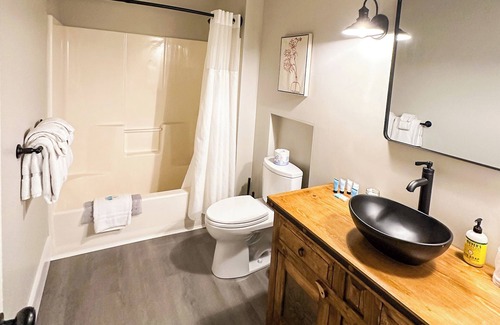 Amherst Bed & Breakfast | Black Walnut Inn