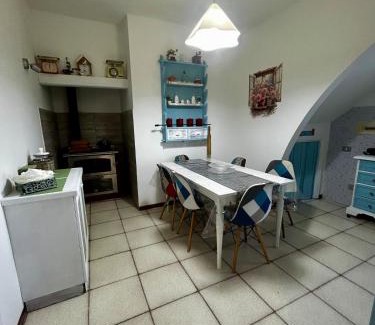 Colle di Val d'Elsa House | Blackland- Shabby Tuscany House
