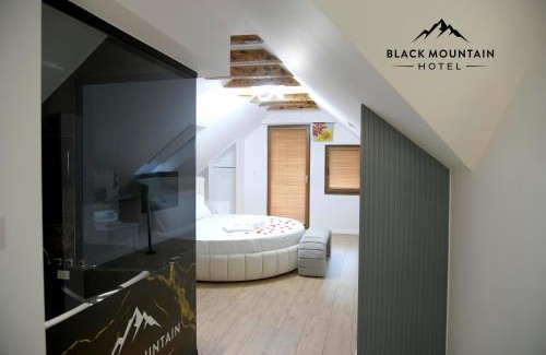 Bajram Curri Hotel | BlackMountain Hotel