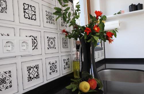 Datca City Center Apartment | Blackwood Flava Cora