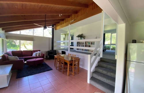 Blairgowrie House | Blairgowrie beach house escape. Only 5 minutes walk to Bridgewater Bay