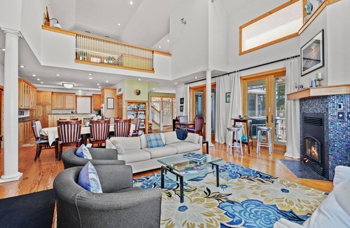 Chincoteague House | Blake's Purple Point - Waterfront splendor!