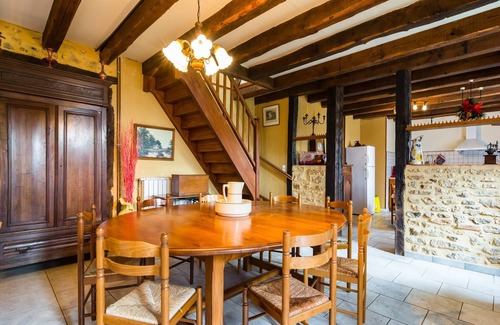 Blanquefort-sur-Briolance House | Blanquefort Hill Retreat