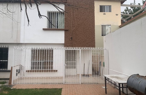Juarez Municipality House | Blanquita Consulado Casa de Lujo