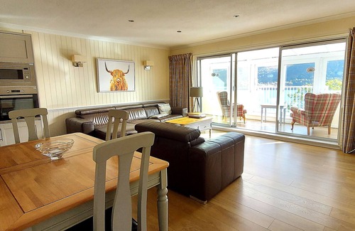 Kinloch Rannoch Apartment | Bloch Rannoch Highland Club Pine Marten Lodge 04