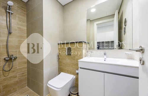 Abu Dhabi City Center Apartment | Bloomfields Elegant Pool View Stu The Ga