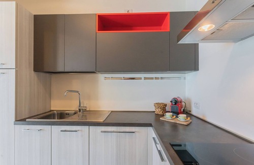 Aurogna Apartment | Blooms by the Lake by Rent all Como