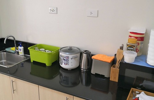 Tagaytay Apartment | Blowing in the Wind - Lake View Apartments