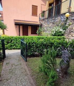 Perledo House | Blu dipinto di blu - Como Lake View - Perledo