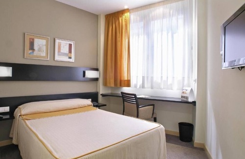 Imarcoain Hotel | BLU HOTEL PAMPLONA