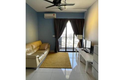 Nyiur Apartment | Blue Aesthetic Luxury Seaview 3 min Drive Sunway