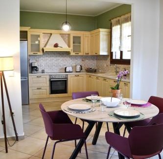 Mystras House | Blue and Green Guesthouse