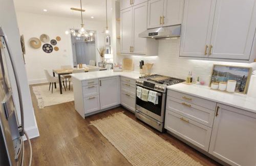 Eckington House | Blue Brick Haven in Union Market - Parking