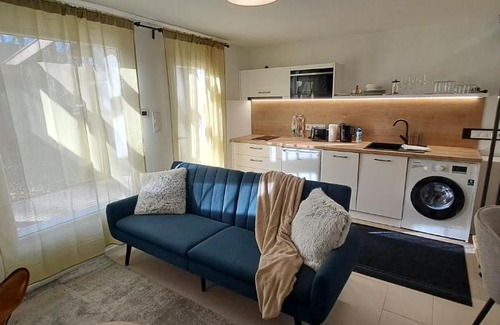 Mako Apartment | Blue Cottage