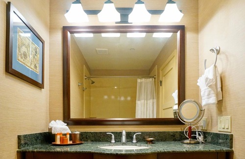 San Simeon Hotel | Blue Dolphin Inn