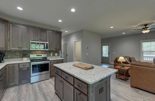 Copperhill House | Blue Heaven, Family vacation at Ocoee River, McCaysville, and Blue Ridge Area