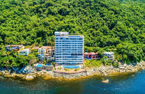 Mismaloya Apartment | Blue Horizon 502 at Residences