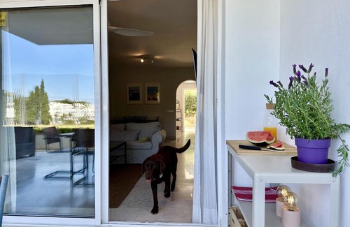 Guadalmina Apartment | Blue House in Guadalmina Baja, with a large terrace overlooking the Golf