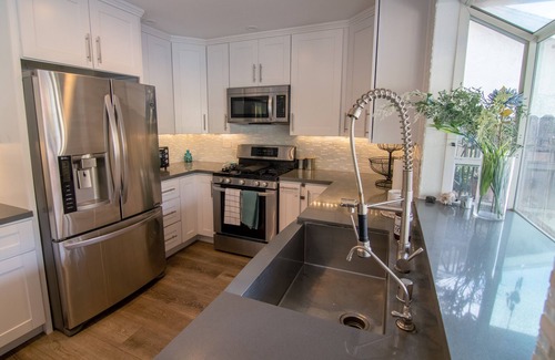 San Carlos House | Blue Lagoon 4BR/3BA Work+Play Retreat!