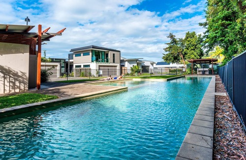 Trinity Beach House | Blue Lagoon Villa B