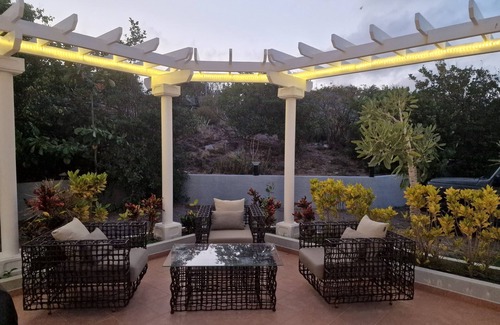 Barriere des Quatres Vents Villa | BLUE LINE C OPEN OCEAN VIEW FACING ILET TORTUE WELL VENTILATED