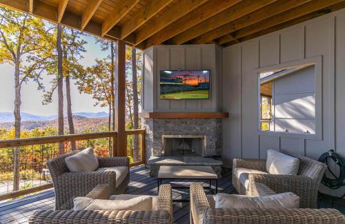Lenoir House | Blue Meadows at Blue Ridge Mountain Club