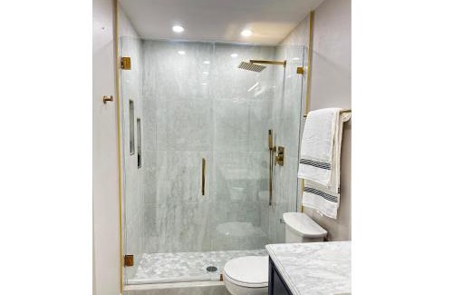 Citrus Park House | Blue Orchid Escape - 2 Bedrooms 2 Queen Beds