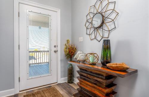 Dauphin Island House | Blue Pearl