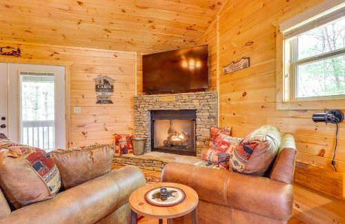 Murphy House | Blue Ridge Mountain Cabin Rental with Fire Pit!