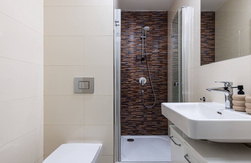 Petrska ctvrt Apartment | Blue Vibe studio - Florenc - Sleeps 3