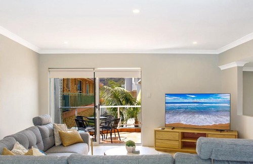 Ettalong Beach House | Blue Waters Ettalong Beach