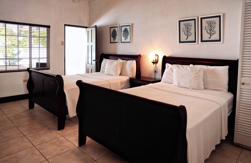 Speyside Hotel | Blue Waters Inn