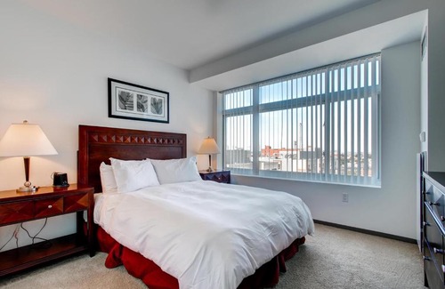 East Cambridge Apartment | Bluebird Suites in Kendall Square