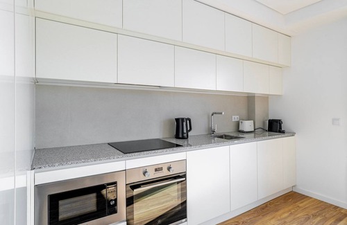 Casal da Ladeira Apartment | Blueground | Alvalade, balcony, nr Campo Grande
