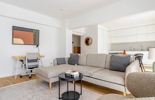 Casal da Ladeira Apartment | Blueground | Alvalade, view, nr Parque Eduardo VII