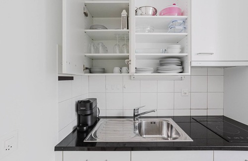 Oberstrass Apartment | Blueground | Oberstrass, rooftop, a/c, furnished