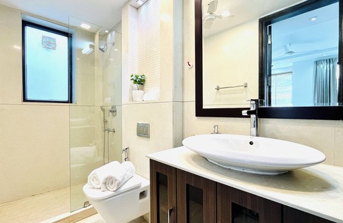 B4 Block Apartment | BluO 4BHK Safdarjung Enclave - Balcony, Lift