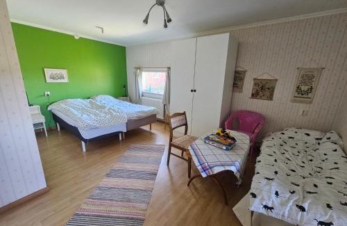 Motala House | Bo på lantgård