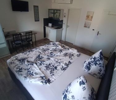 Sinsheim Hostel | BoardingHouse Sinsheim zentral am Burgplatz