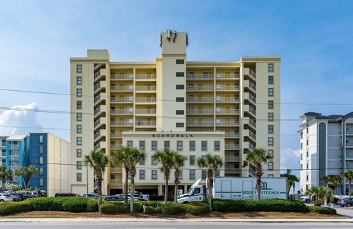 Gulf Shores House | Boardwalk Condos by Hosteeva