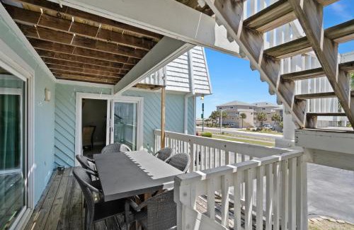 Pensacola Beach House | Boardwalk Unit A4