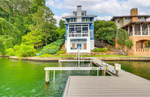 Alexander City House | Boat Dock and Stunning Views Lake Martin Retreat!