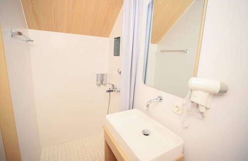 Ambarita Hotel | Bobocabin Signature Toba