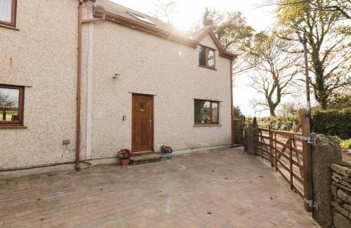 Llanerchymedd House | Bodneithior